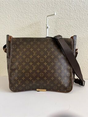 Louis Vuitton Abbesses Messenger bag